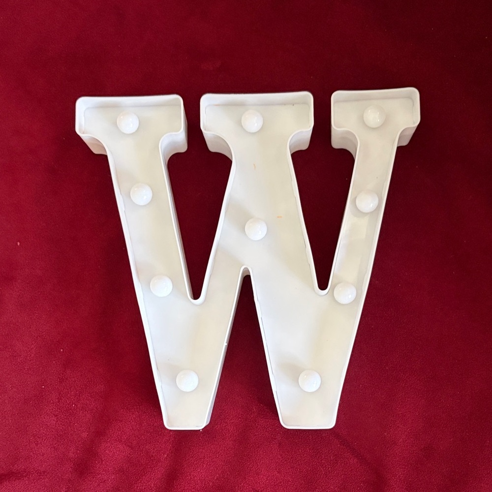 White Marquee Letter 'W' Light